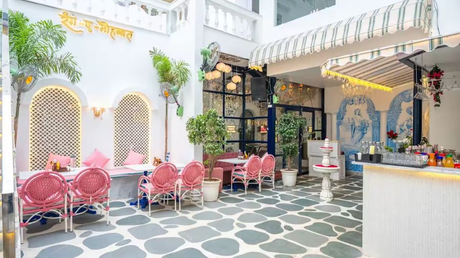 Cafe Pink