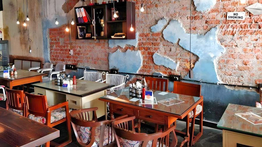 Echoes Cafe & Bar, Delhi