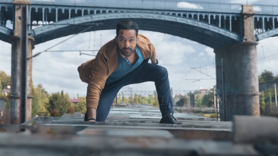 War 2 Teaser Out A Glimpse into the Action-Packed Sequel