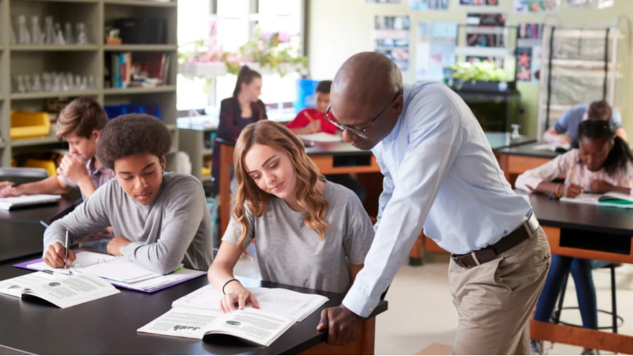 Key Benefits of Traditional Classes