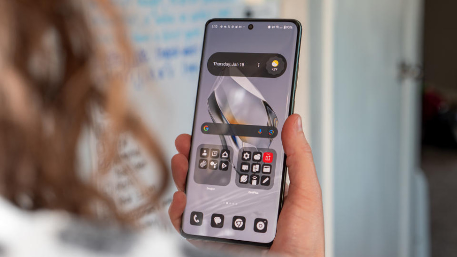 OnePlus 13s Design and Display