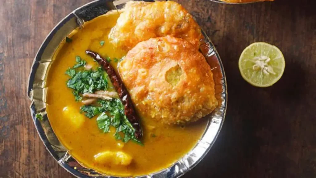 Kachori Sabzi