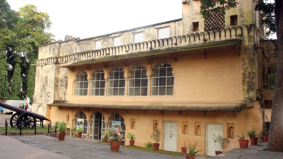 Rani Kamlapati Palace