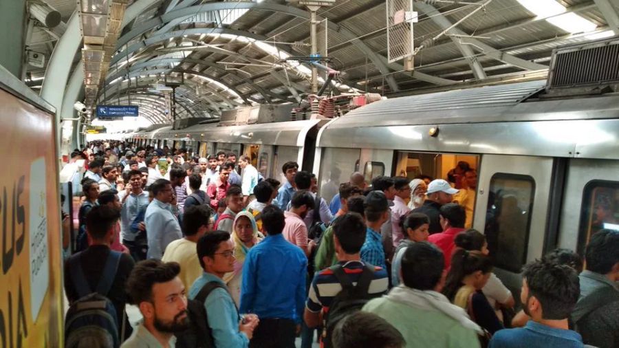 Peak Hours in Delhi Metro