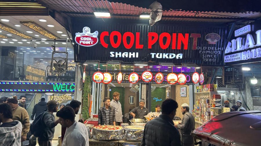 Cool Point, Opposite Jama Masjid Gate 1